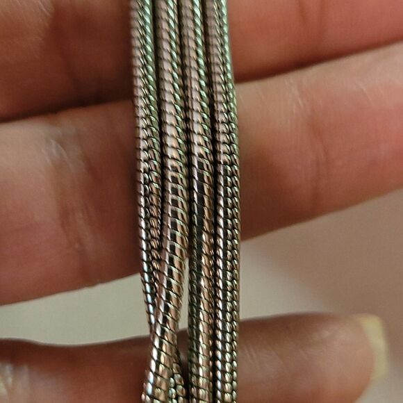 Multi strand silver tone cord necklace magnetic clasp - Picture 2 of 7